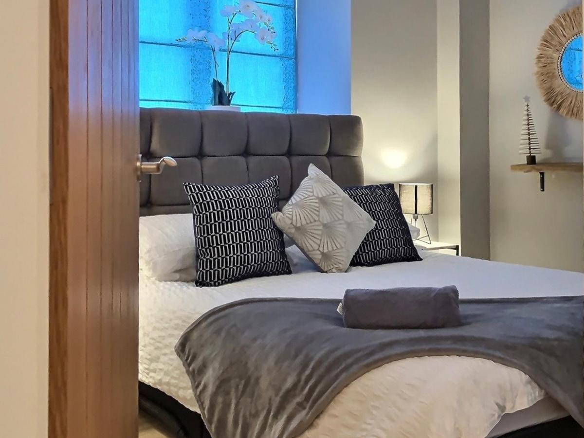 Cotswold Chapel, Sleeps Up To 5 In Kingsize Beds Apartman Chipping Norton Kültér fotó